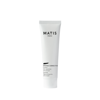 This dermo-esthetic post-treatment care helps restore skin's appearance.